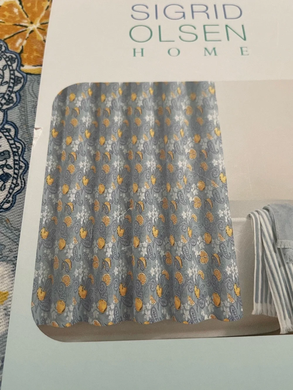 Sigrid Olsen Mediterranean lemon and paisley design shower curtain - 72”x72” NEW
